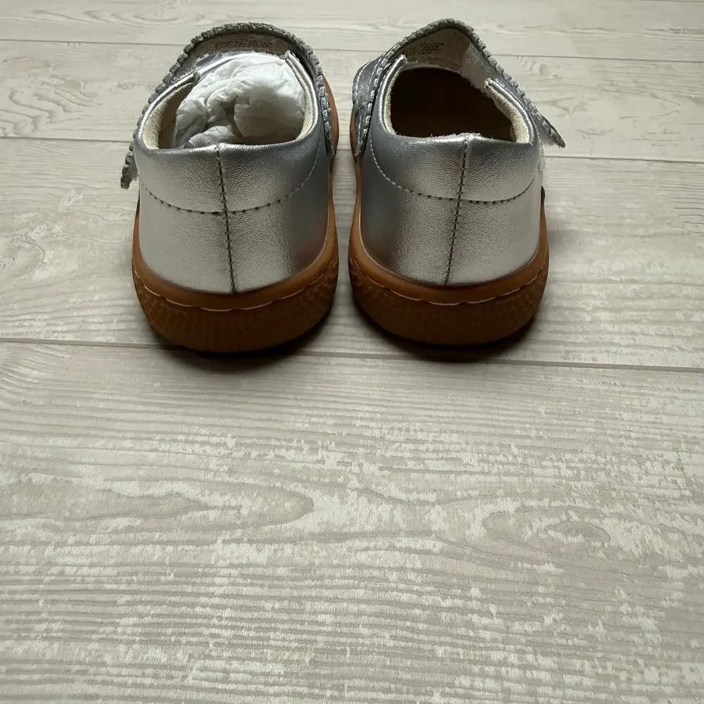 LIVIE AND LUCA Silver Ruffle Mary Jane’s Shoes SZ 9 Girls Shoes